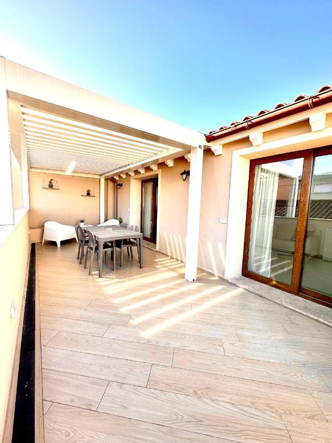 Waterfront Apartment Olbia Exterior foto